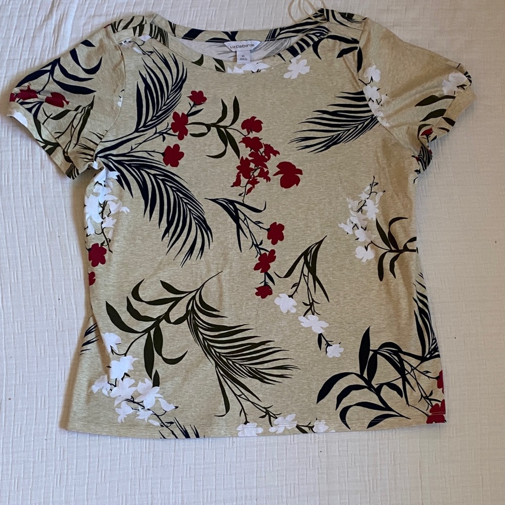 LIZ CLAIBORNE 100% Cotton Beige Floral Short Sleeve Top